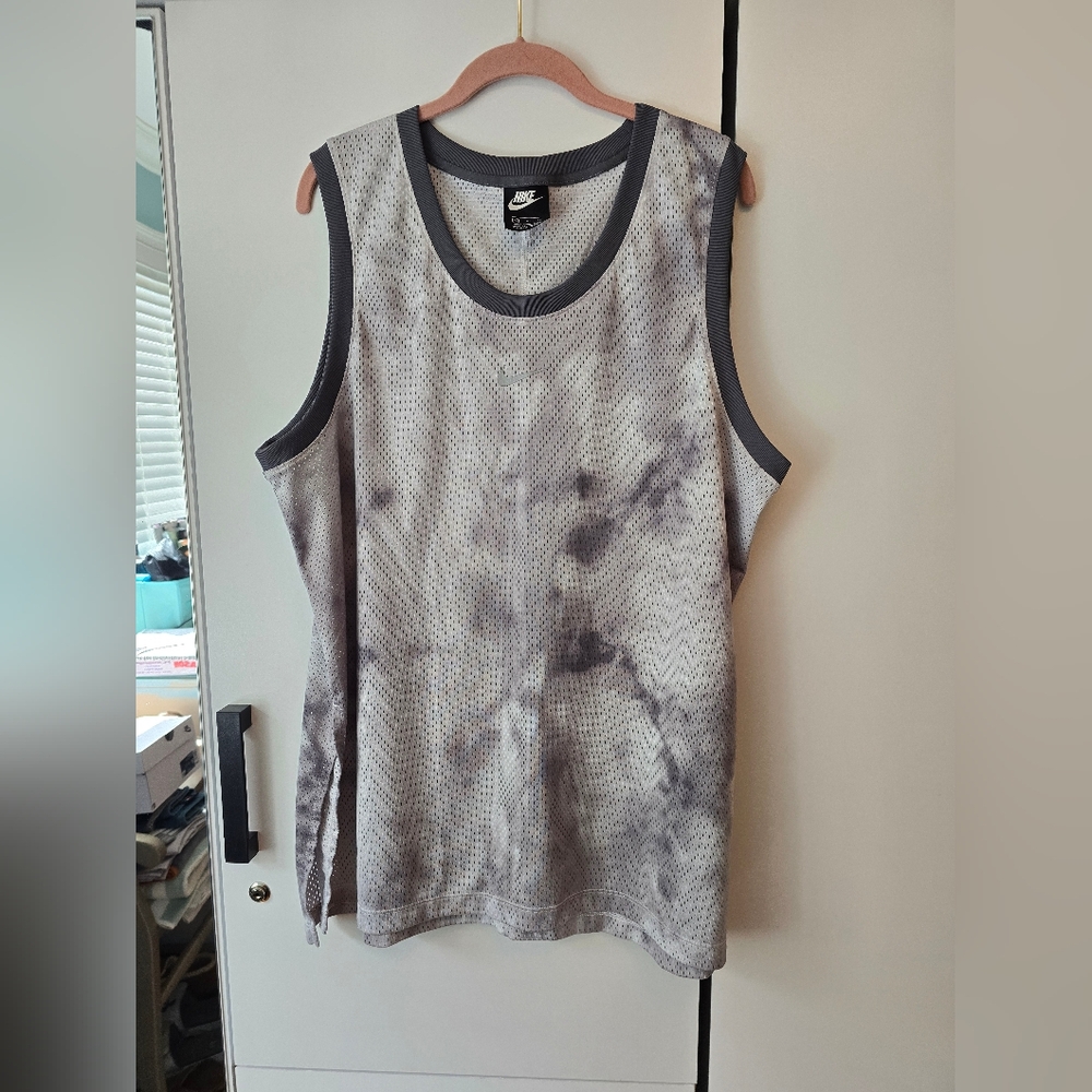 Nike XL Gray Tie-Dye Jersey Tank Top